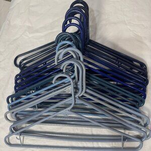 LOT of 20 Blue Gray Color Plastic Tubular Hangers for Shirts or Bottoms